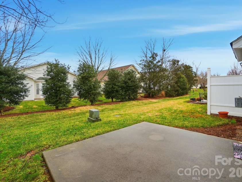 284 Garnet Court, Fort Mill, SC 29708.  MLS# CAR4341140, YatesRealty ID 3010. Backyard Patio