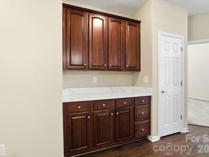 284 Garnet Court, Fort Mill, SC 29708.  MLS# CAR4341140, YatesRealty ID 3010. Butler's Area