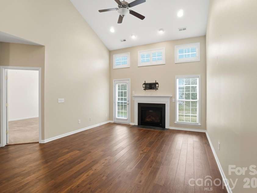 284 Garnet Court, Fort Mill, SC 29708.  MLS# CAR4341140, YatesRealty ID 3010. Family Room With Vaulted Ceiling