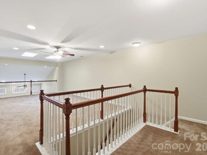 284 Garnet Court, Fort Mill, SC 29708.  MLS# CAR4341140, YatesRealty ID 3010. Upstairs Loft Area