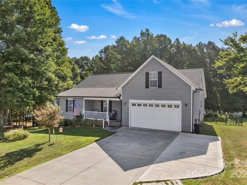 5108 Sawbill Lane, Gastonia, NC 28052.  MLS# CAR4285417, YatesRealty ID 30100. 