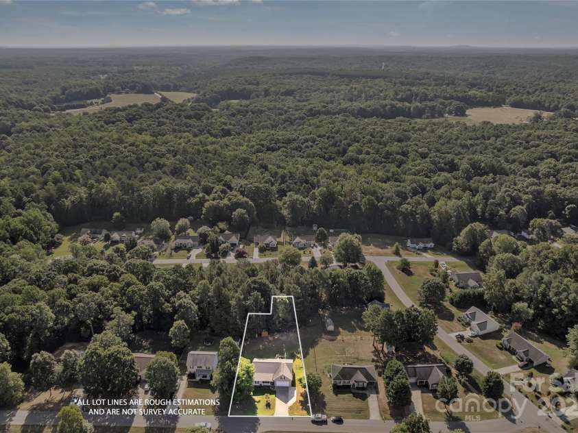 5108 Sawbill Lane, Gastonia, NC 28052.  MLS# CAR4285417, YatesRealty ID 30100. 