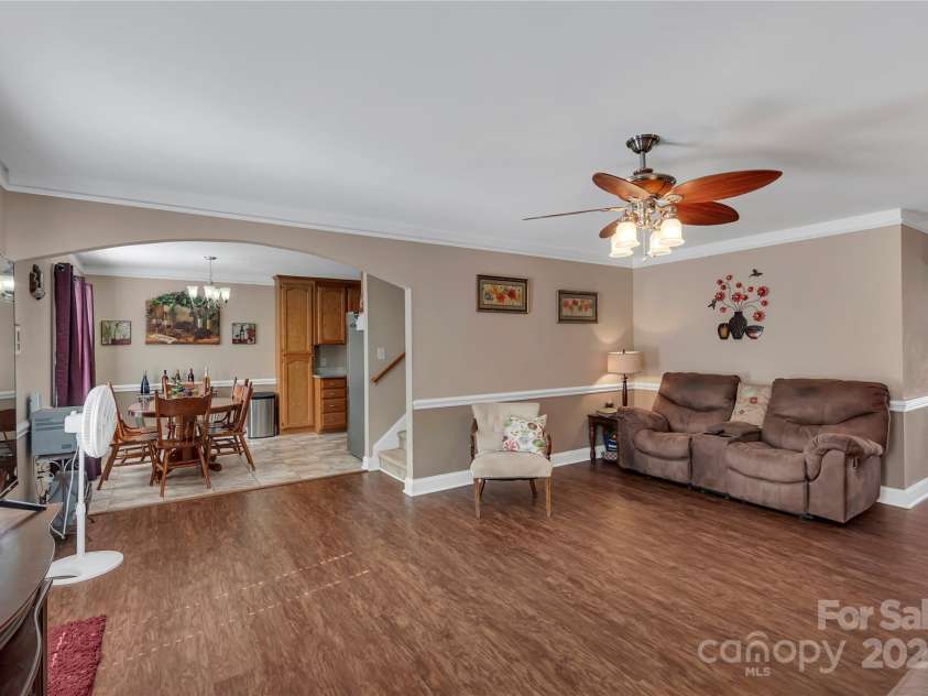 5108 Sawbill Lane, Gastonia, NC 28052.  MLS# CAR4285417, YatesRealty ID 30100. 