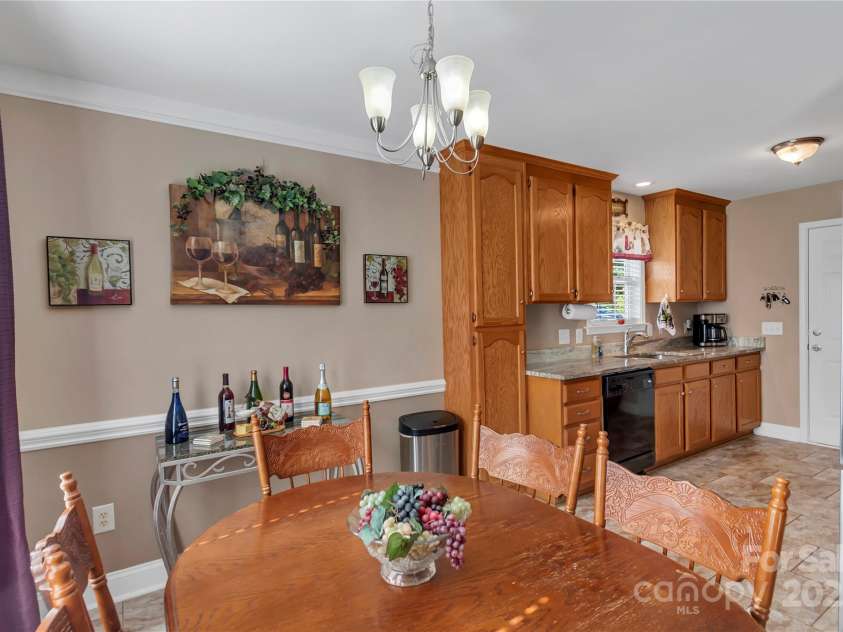 5108 Sawbill Lane, Gastonia, NC 28052.  MLS# CAR4285417, YatesRealty ID 30100. 