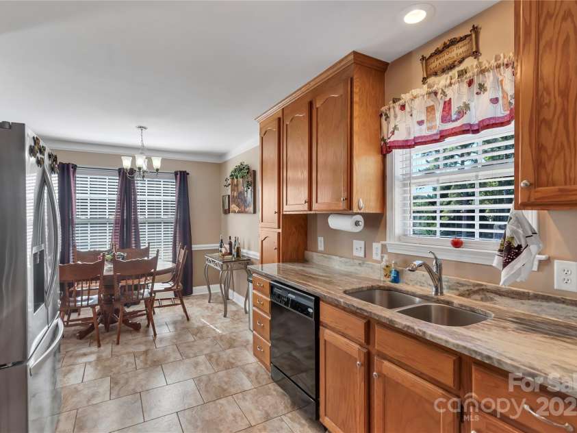 5108 Sawbill Lane, Gastonia, NC 28052.  MLS# CAR4285417, YatesRealty ID 30100. 