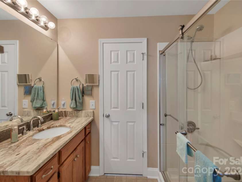 5108 Sawbill Lane, Gastonia, NC 28052.  MLS# CAR4285417, YatesRealty ID 30100. 