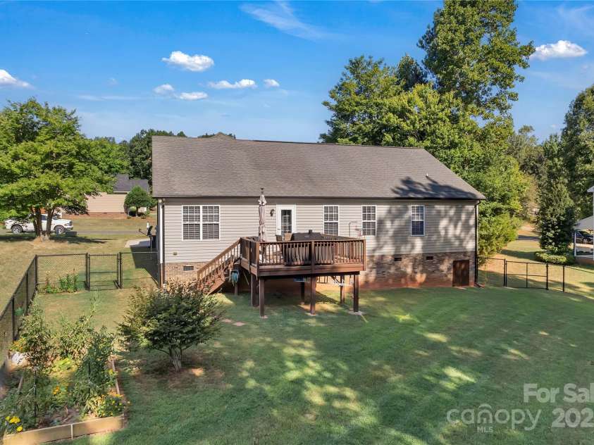 5108 Sawbill Lane, Gastonia, NC 28052.  MLS# CAR4285417, YatesRealty ID 30100. 