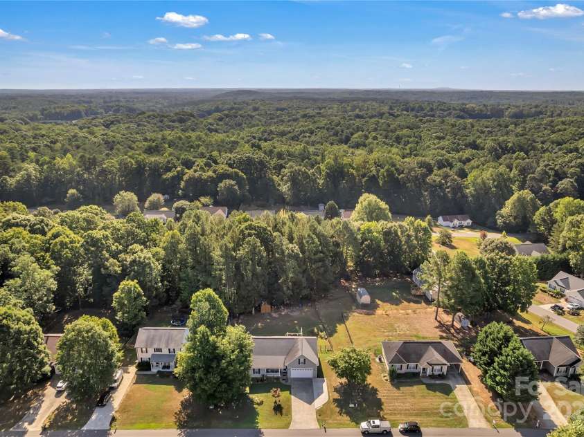 5108 Sawbill Lane, Gastonia, NC 28052.  MLS# CAR4285417, YatesRealty ID 30100. 