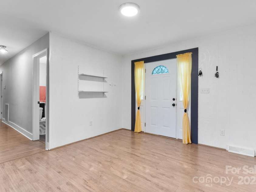 1660 High Meadow Lane, Newton, NC 28658.  MLS# CAR4287033, YatesRealty ID 30101. 