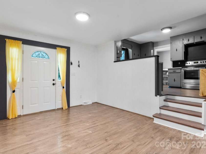 1660 High Meadow Lane, Newton, NC 28658.  MLS# CAR4287033, YatesRealty ID 30101. 