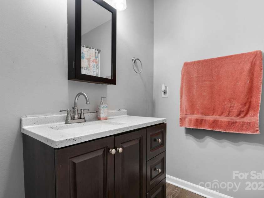 1660 High Meadow Lane, Newton, NC 28658.  MLS# CAR4287033, YatesRealty ID 30101. 