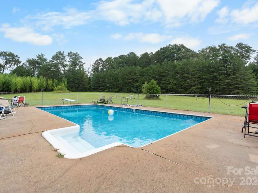 1660 High Meadow Lane, Newton, NC 28658.  MLS# CAR4287033, YatesRealty ID 30101. 