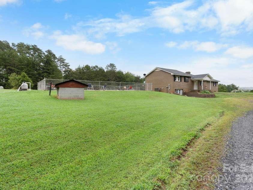1660 High Meadow Lane, Newton, NC 28658.  MLS# CAR4287033, YatesRealty ID 30101. 
