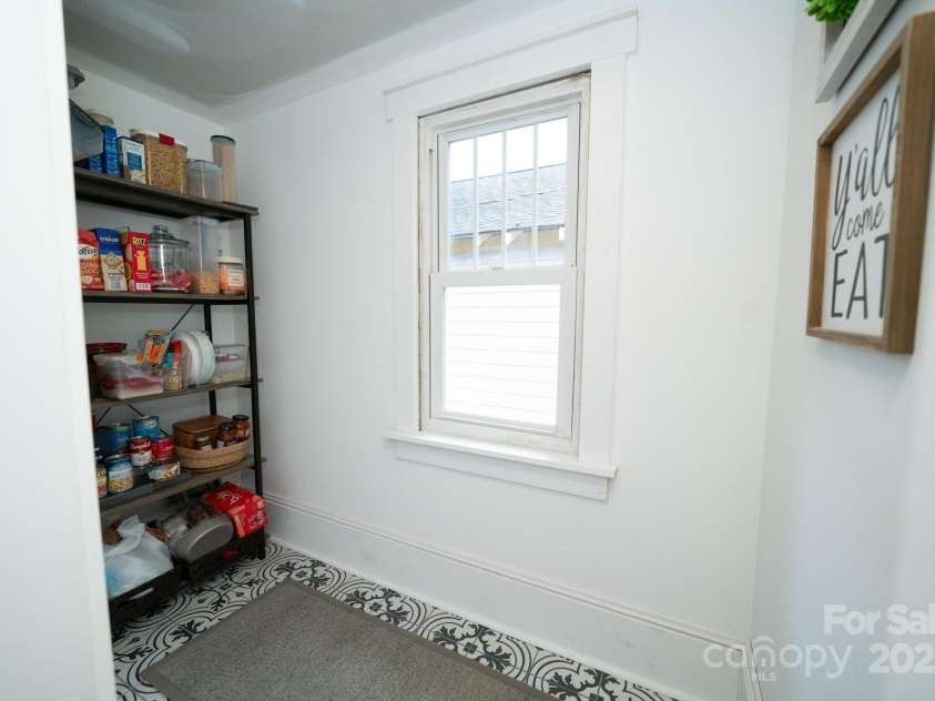 1712 Umstead Street, Charlotte, NC 28205.  MLS# CAR4274346, YatesRealty ID 30104. Pantry Area