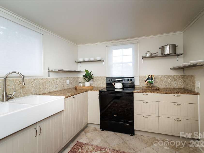 452 Harris Street, Concord, NC 28025.  MLS# CAR4285536, YatesRealty ID 30106. 