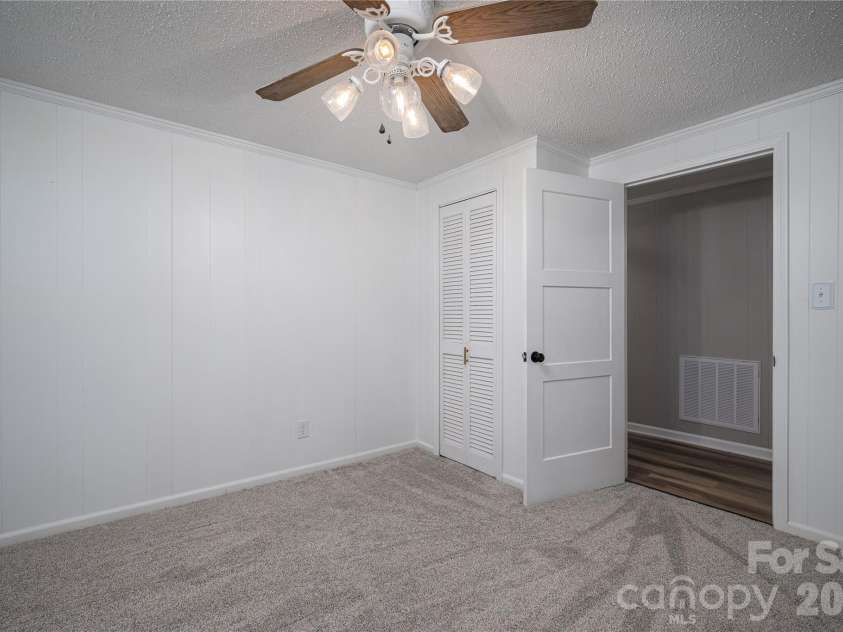 220 Lackey Street, Kings Mountain, NC 28086.  MLS# CAR4393044, YatesRealty ID 30108. 