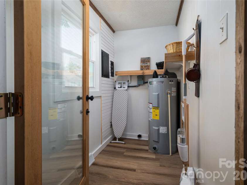 220 Lackey Street, Kings Mountain, NC 28086.  MLS# CAR4393044, YatesRealty ID 30108. 