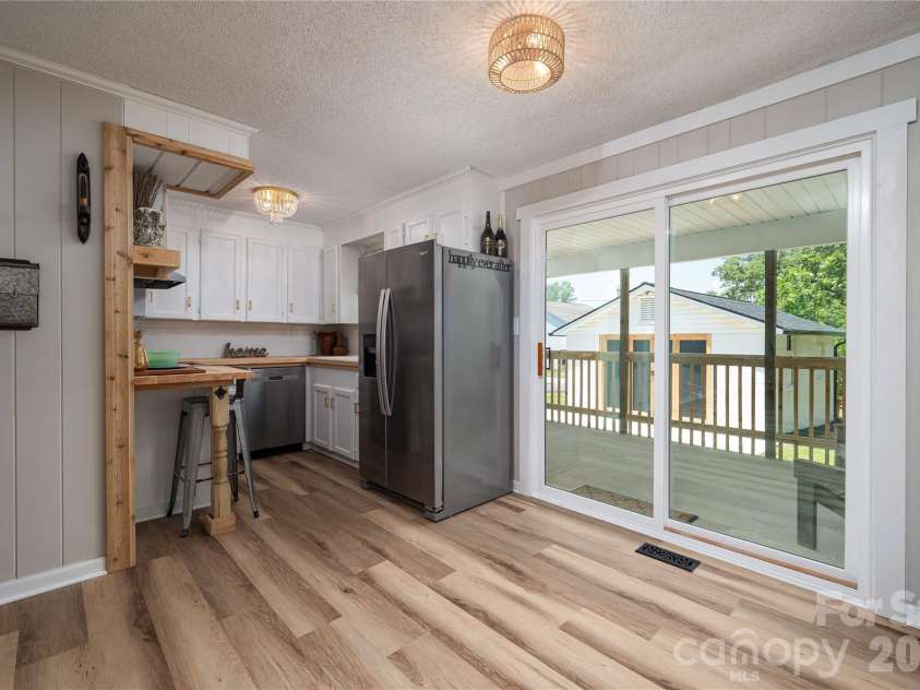 220 Lackey Street, Kings Mountain, NC 28086.  MLS# CAR4393044, YatesRealty ID 30108. 
