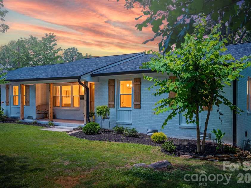 220 Lackey Street, Kings Mountain, NC 28086.  MLS# CAR4393044, YatesRealty ID 30108. 