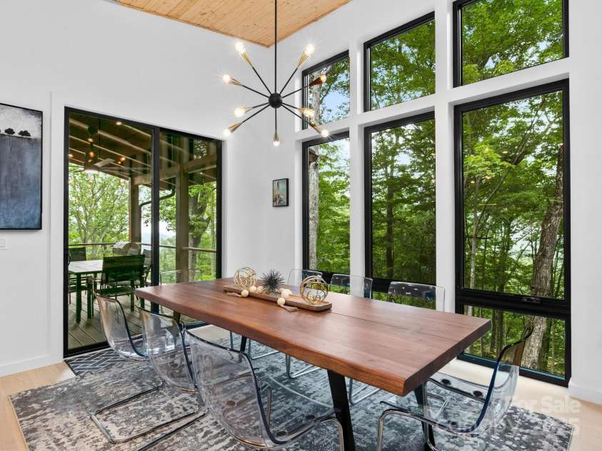 88 Candyland Court, Candler, NC 28715.  MLS# CAR4285213, YatesRealty ID 30108. Dining area