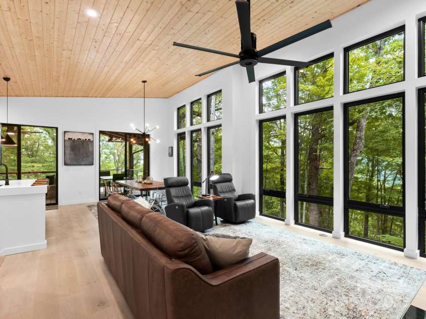 88 Candyland Court, Candler, NC 28715.  MLS# CAR4285213, YatesRealty ID 30108. Living room