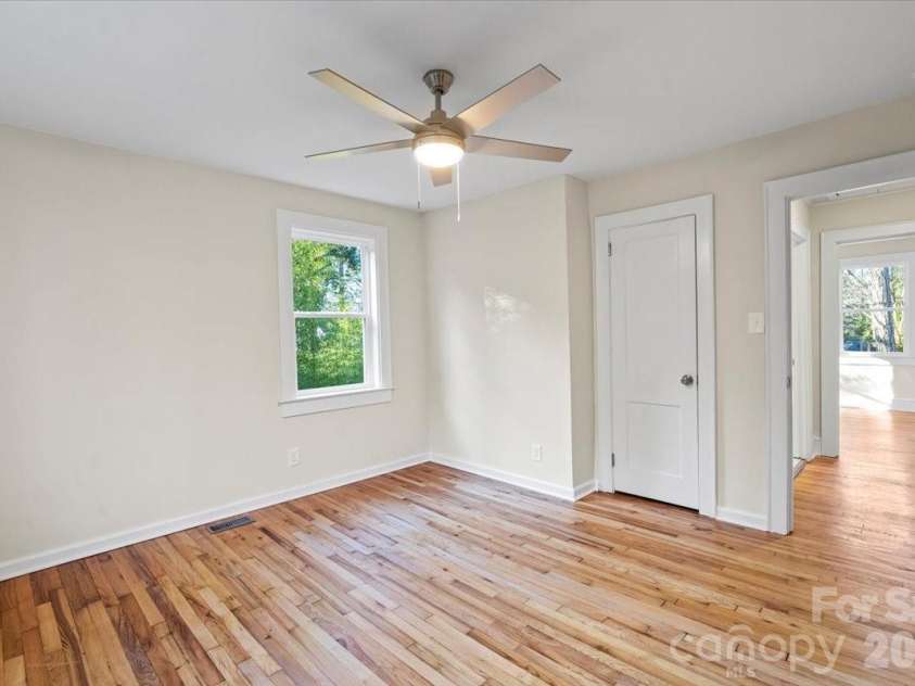 165 Lacy Street, Chester, SC 29706.  MLS# CAR4338472, YatesRealty ID 3011. 