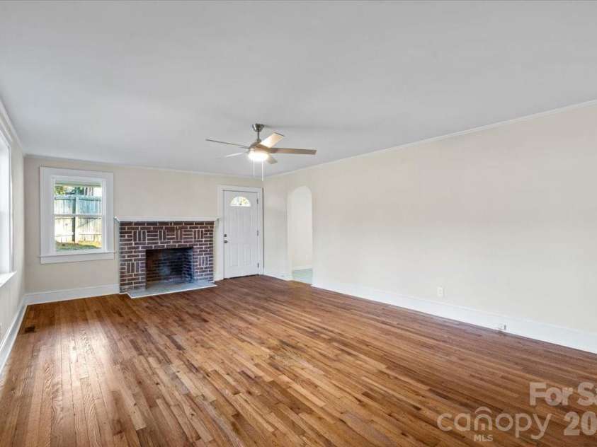 165 Lacy Street, Chester, SC 29706.  MLS# CAR4338472, YatesRealty ID 3011. Living Room