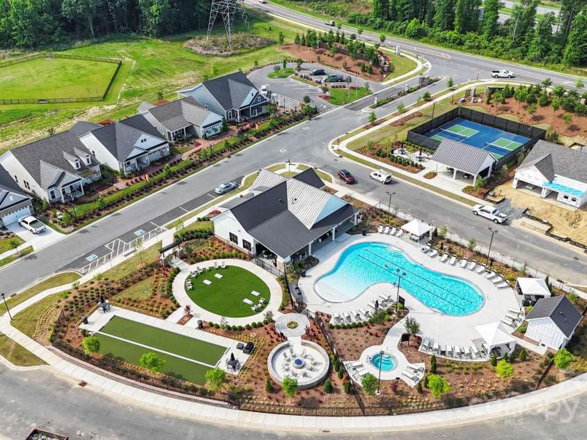 407 Sunharvest Lane, Indian Trail, NC 28079.  MLS# CAR4228496, YatesRealty ID 30111. Esplanade at North Gate Community