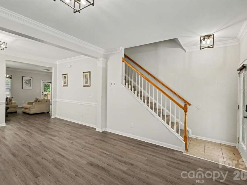 6908 Centerline Drive, Charlotte, NC 28278.  MLS# CAR4393211, YatesRealty ID 30113. 