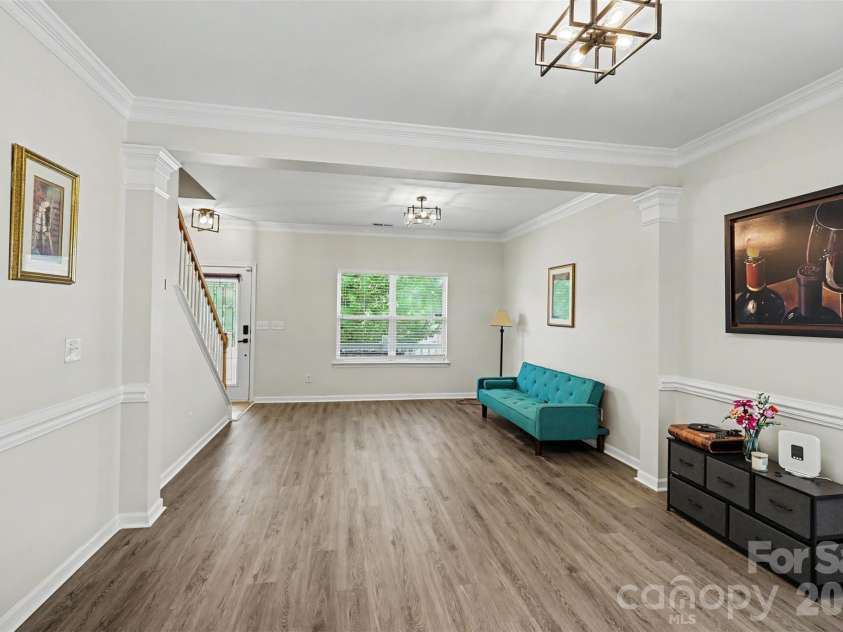 6908 Centerline Drive, Charlotte, NC 28278.  MLS# CAR4393211, YatesRealty ID 30113. 