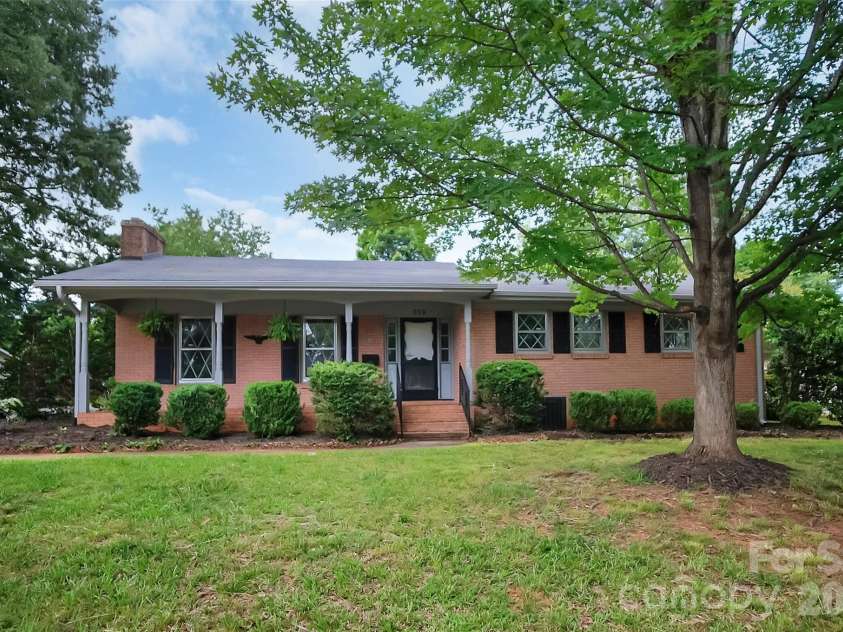 327 Arlington Street, Forest City, NC 28043.  MLS# CAR4391640, YatesRealty ID 30117. 