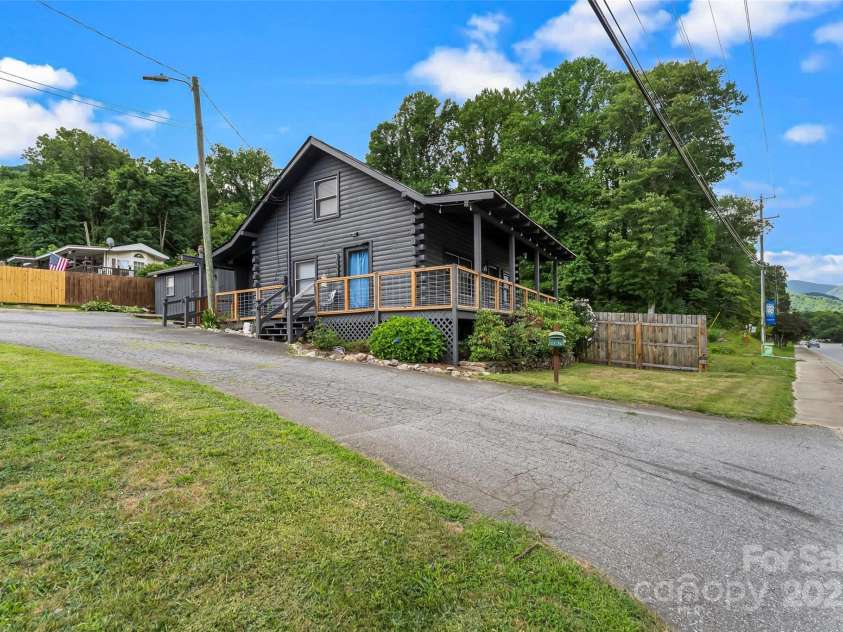 1623 Soco Road, Maggie Valley, NC 28751.  MLS# CAR4281971, YatesRealty ID 30118. Such a sweet setting with enchanting mountain views!