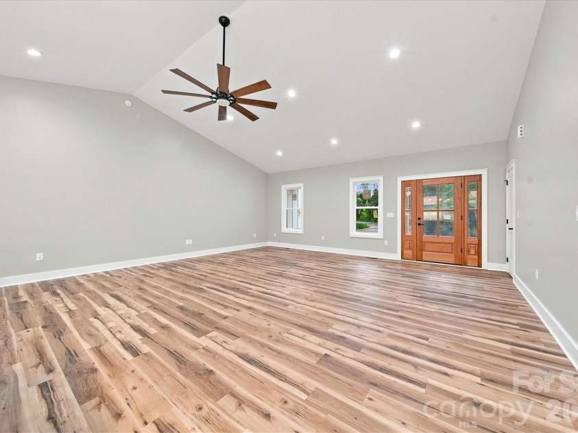 2578 Polo Lane, Maiden, NC 28650.  MLS# CAR4393330, YatesRealty ID 30118. 