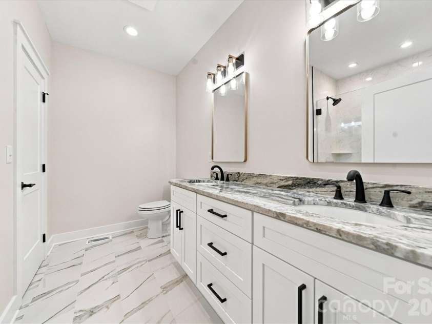 2578 Polo Lane, Maiden, NC 28650.  MLS# CAR4393330, YatesRealty ID 30118. 