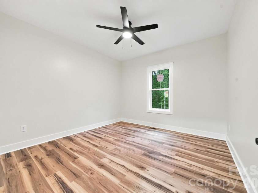 2578 Polo Lane, Maiden, NC 28650.  MLS# CAR4393330, YatesRealty ID 30118. 