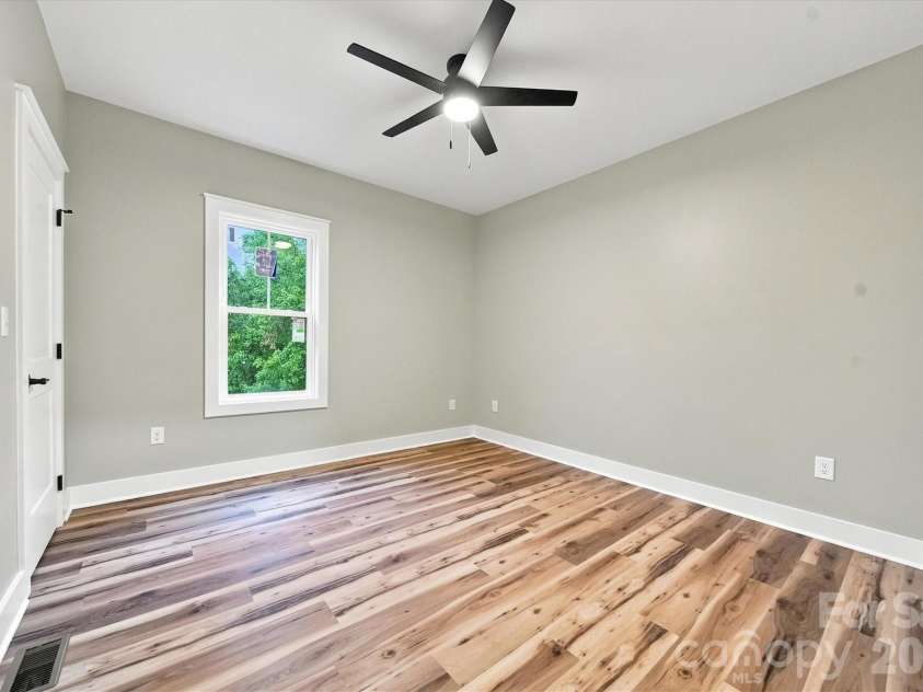 2578 Polo Lane, Maiden, NC 28650.  MLS# CAR4393330, YatesRealty ID 30118. 
