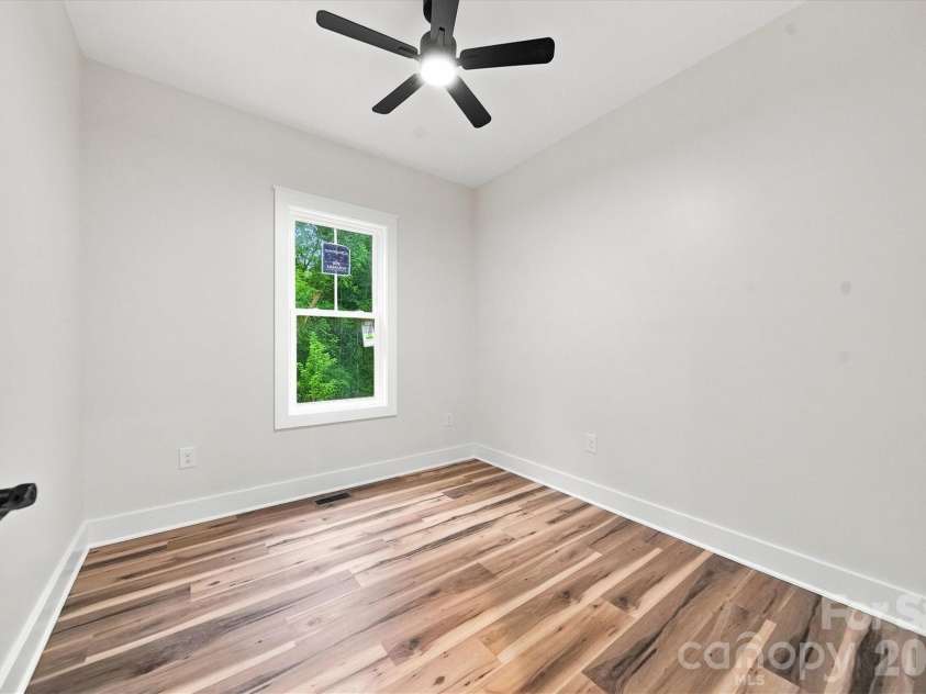 2578 Polo Lane, Maiden, NC 28650.  MLS# CAR4393330, YatesRealty ID 30118. 