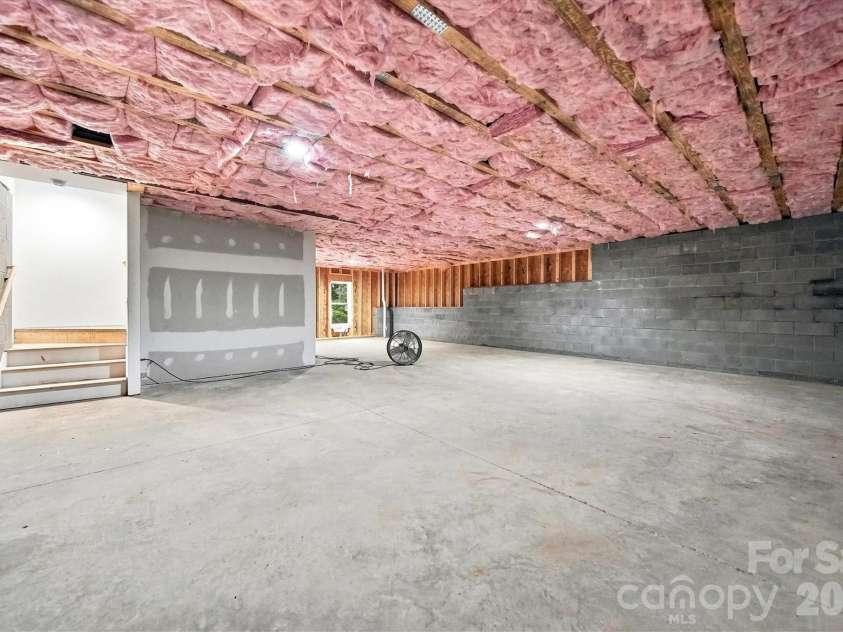 2578 Polo Lane, Maiden, NC 28650.  MLS# CAR4393330, YatesRealty ID 30118. 