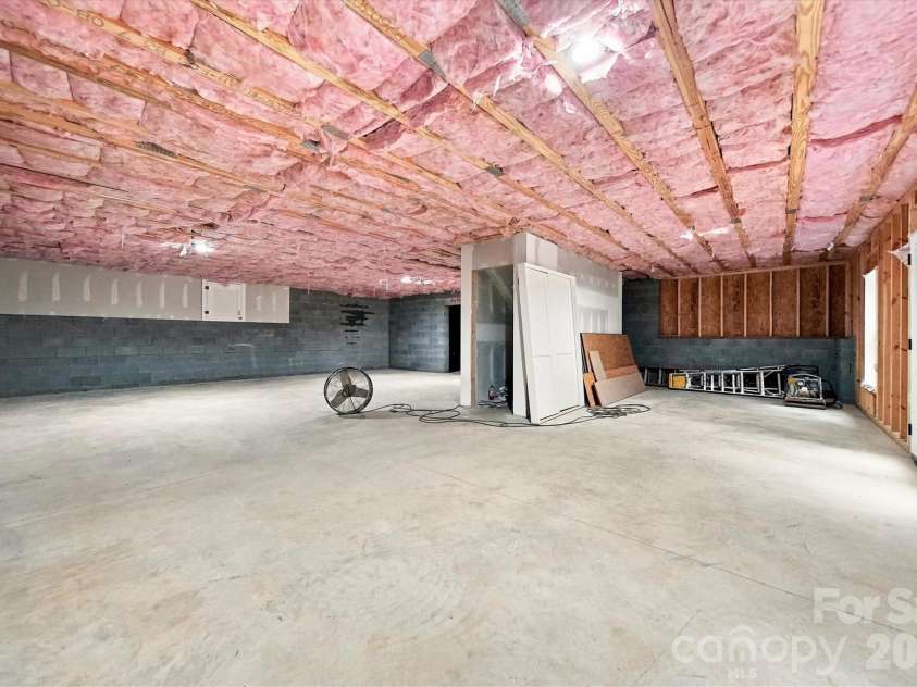 2578 Polo Lane, Maiden, NC 28650.  MLS# CAR4393330, YatesRealty ID 30118. 