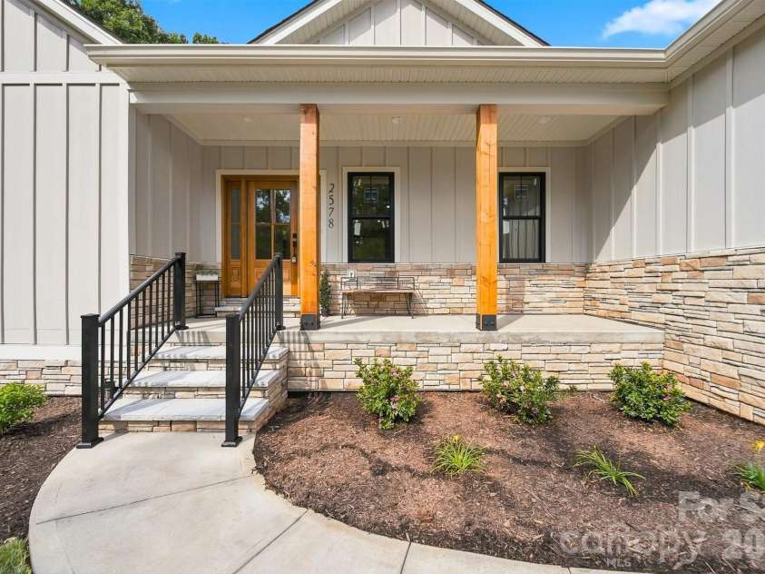 2578 Polo Lane, Maiden, NC 28650.  MLS# CAR4393330, YatesRealty ID 30118. 