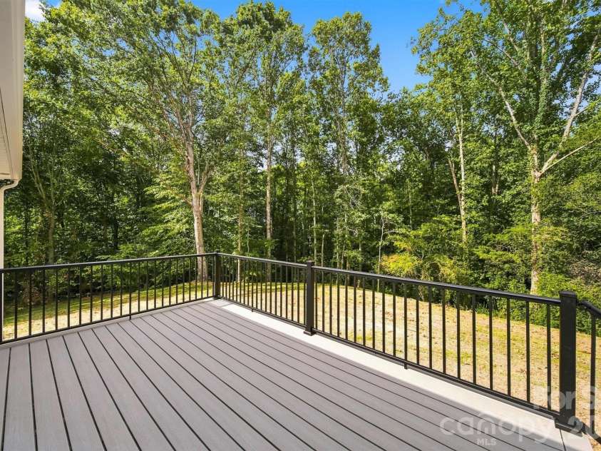2578 Polo Lane, Maiden, NC 28650.  MLS# CAR4393330, YatesRealty ID 30118. 