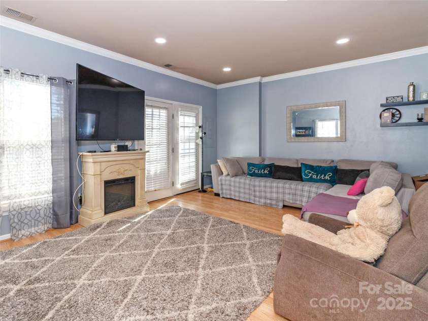 3000 Misty Harbor Circle, Cramerton, NC 28032.  MLS# CAR4202618, YatesRealty ID 3012. 