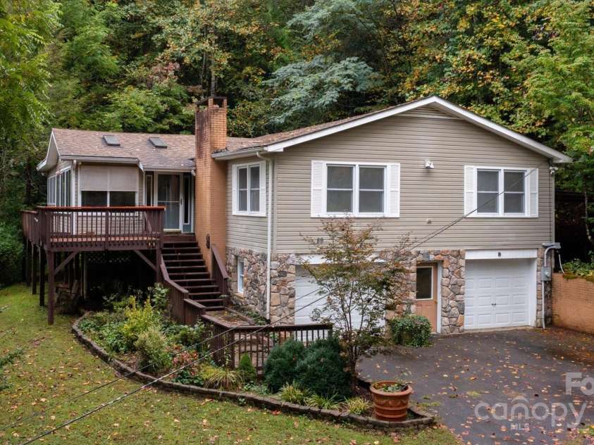 89 Quiet Pond Lane, Pisgah Forest, NC 28768.  MLS# CAR4303095, YatesRealty ID 3012. 
