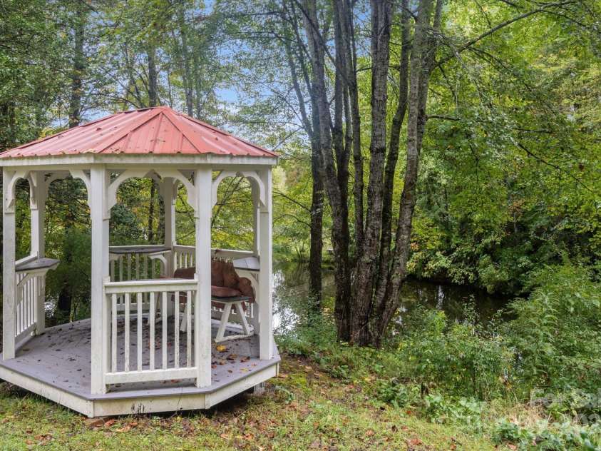 89 Quiet Pond Lane, Pisgah Forest, NC 28768.  MLS# CAR4303095, YatesRealty ID 3012. 