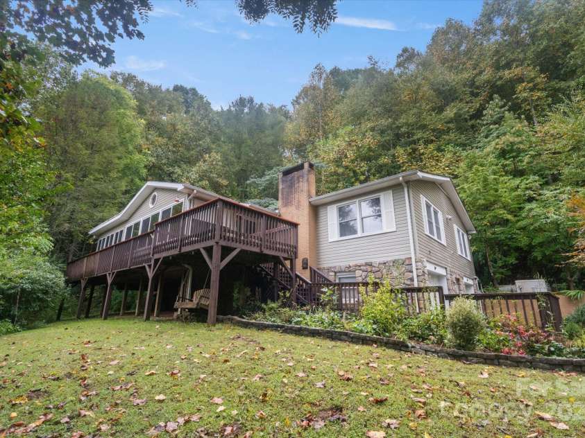 89 Quiet Pond Lane, Pisgah Forest, NC 28768.  MLS# CAR4303095, YatesRealty ID 3012. 