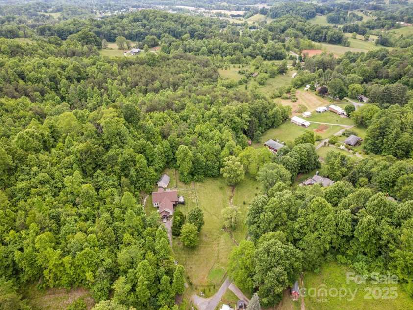 234 Bird Creek Drive, Waynesville, NC 28786.  MLS# CAR4243040, YatesRealty ID 30120. 