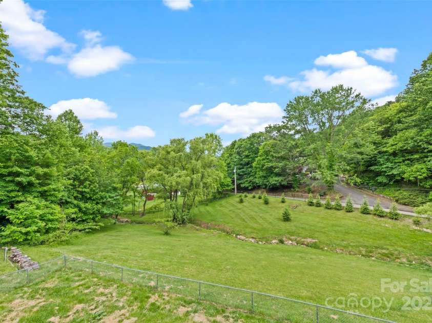 234 Bird Creek Drive, Waynesville, NC 28786.  MLS# CAR4243040, YatesRealty ID 30120. 