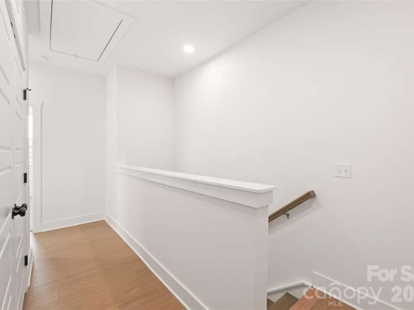 829 Garringer Place, Charlotte, NC 28208.  MLS# CAR4393287, YatesRealty ID 30120. 