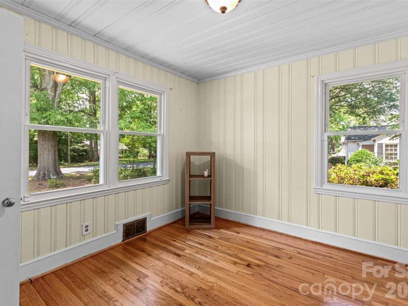 1024 Woodland Drive, Rock Hill, SC 29732.  MLS# CAR4384176, YatesRealty ID 30121. 