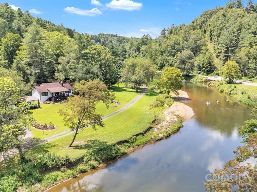 275 River Lane, West Jefferson, NC 28694.  MLS# CAR4285973, YatesRealty ID 30122. 